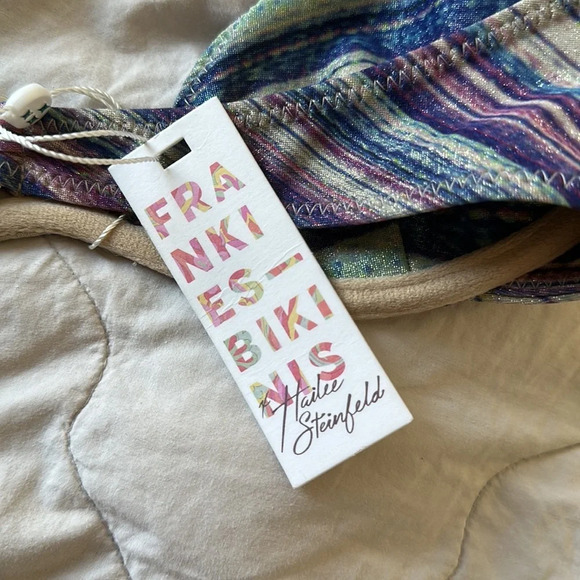 NWT Frankie’s Bikinis Metallic Top - Picture 4 of 7